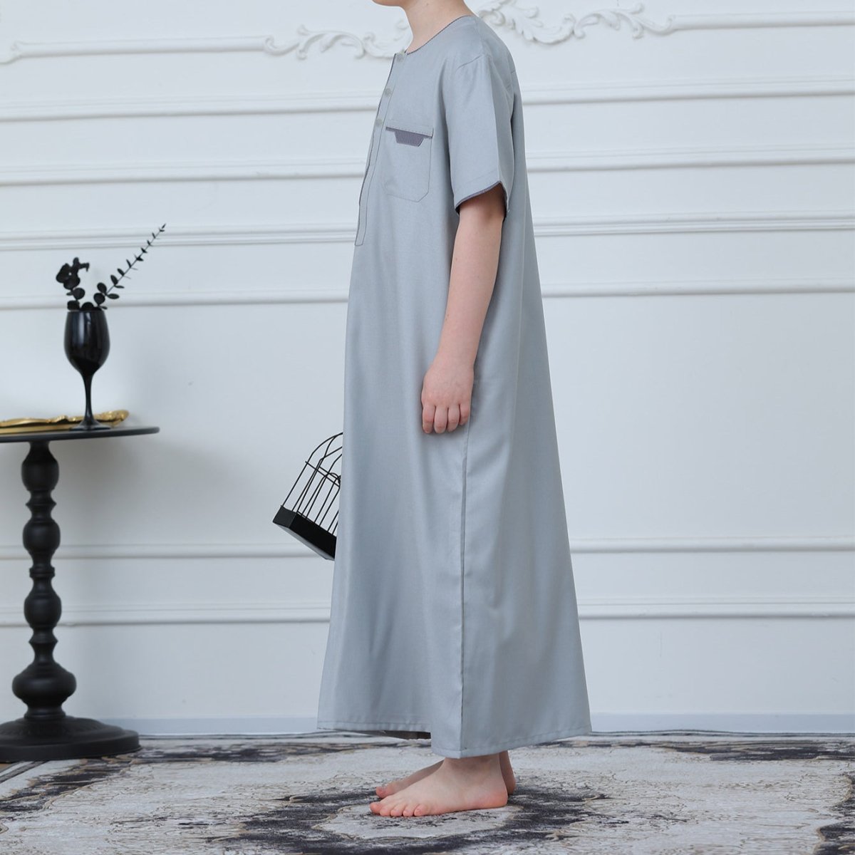 Boys' Thobe Contrast Stitching & Pockets – Kids' Thobe