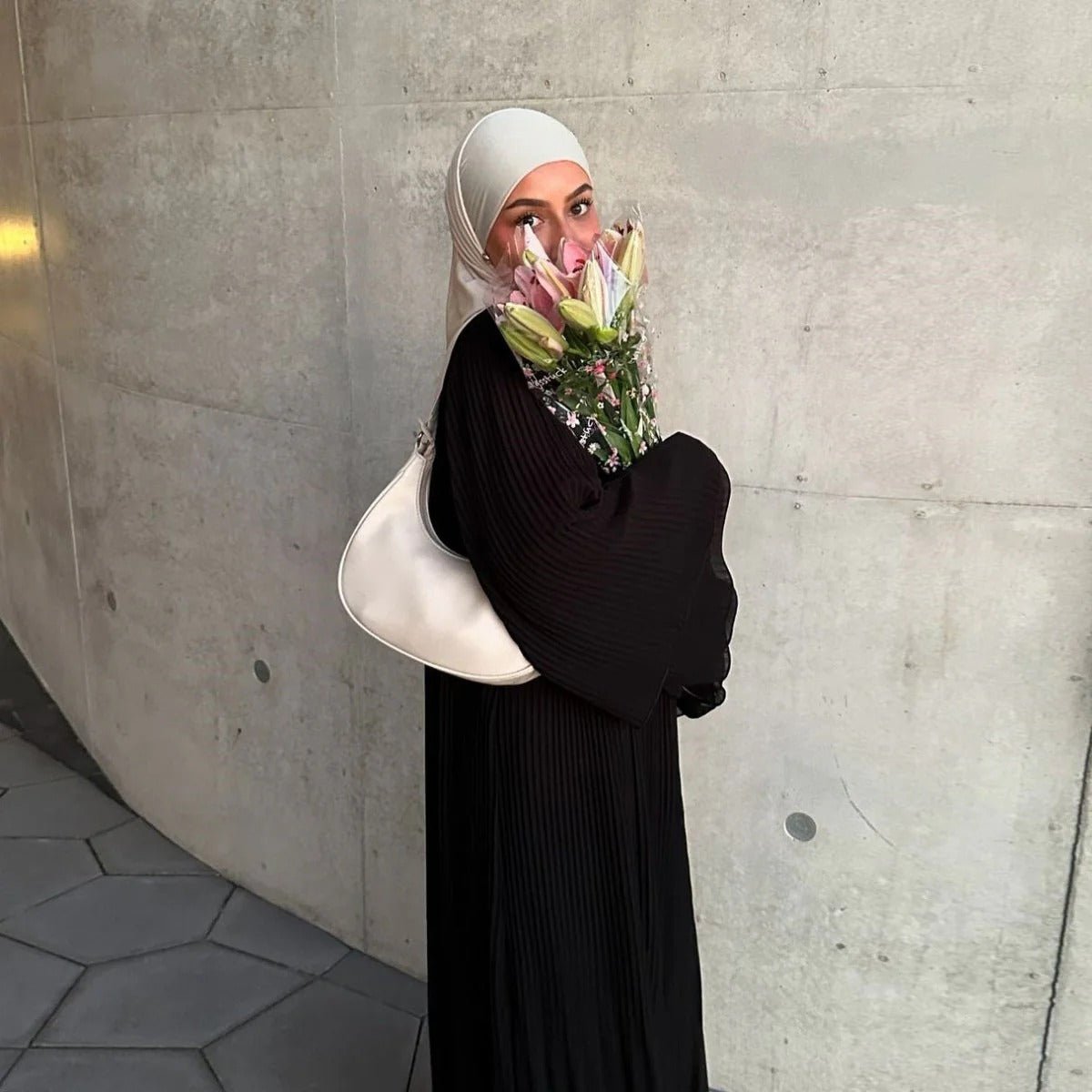 Elegant Muslim Women's Pleated Chiffon Pullover Robe Dress Modest Solid Color Abaya with Flared Sleeves. (MA176) - Mariam's Collection