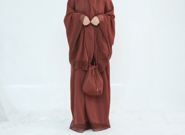 Terracotta rust colourway of the 4-piece nida prayer set