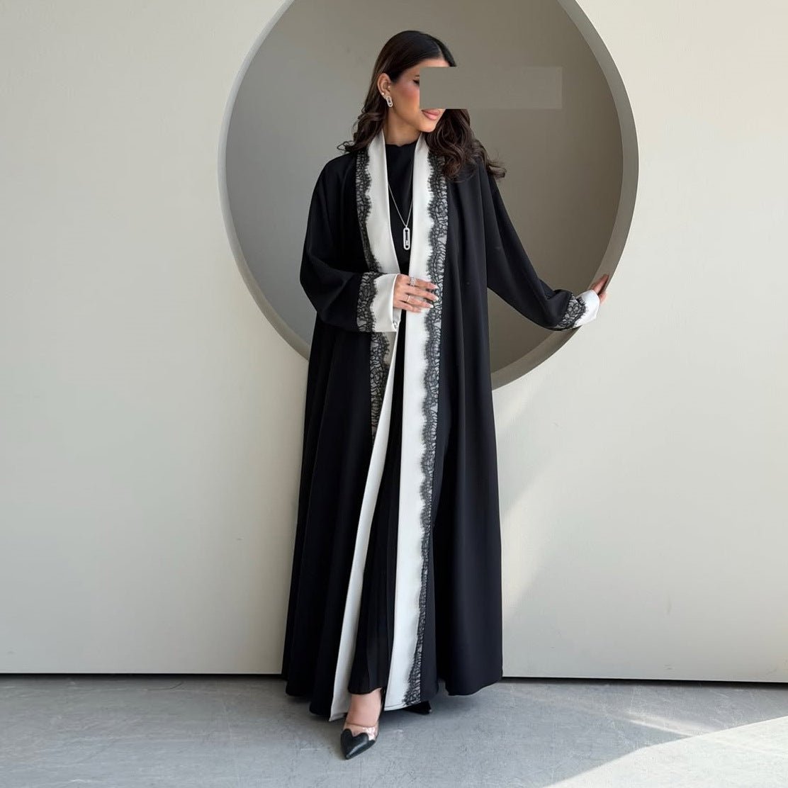 Black & White Lace Trim Open Abaya – Crepe Open Abaya