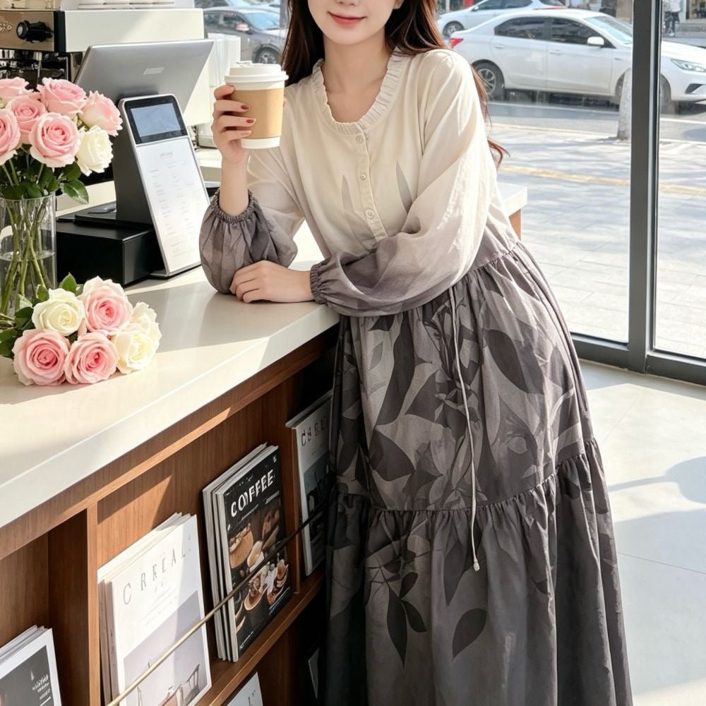 Voluminous lantern sleeve with elasticated cuff on tie-dye maxi dress