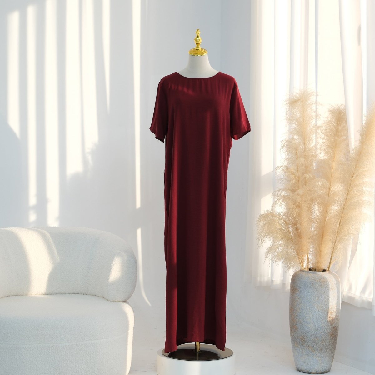 Crew neckline detail of the modest basic layering abaya slip