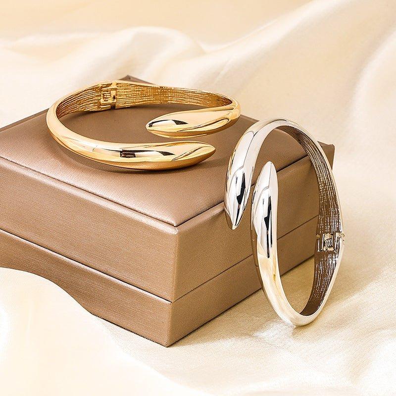 MAC098 Personalized Opening Simple Women's Bracelet - Mariam's Collection