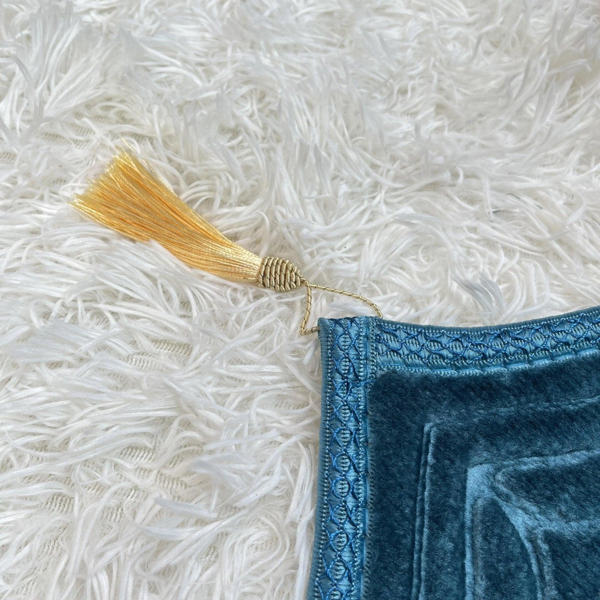MC010 Soft Flannel Prayer Mat - Mariam's Collection