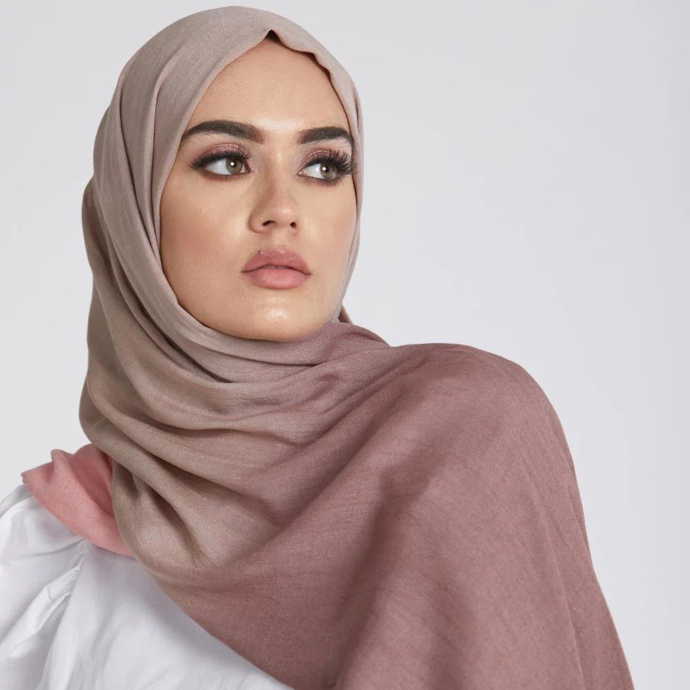 Modal GrModal Gradient Soft Hijab | Color Transition Hijab with Natural Flowadient Soft Hijab Color Transition Hijab (MH162) - Mariam's Collection