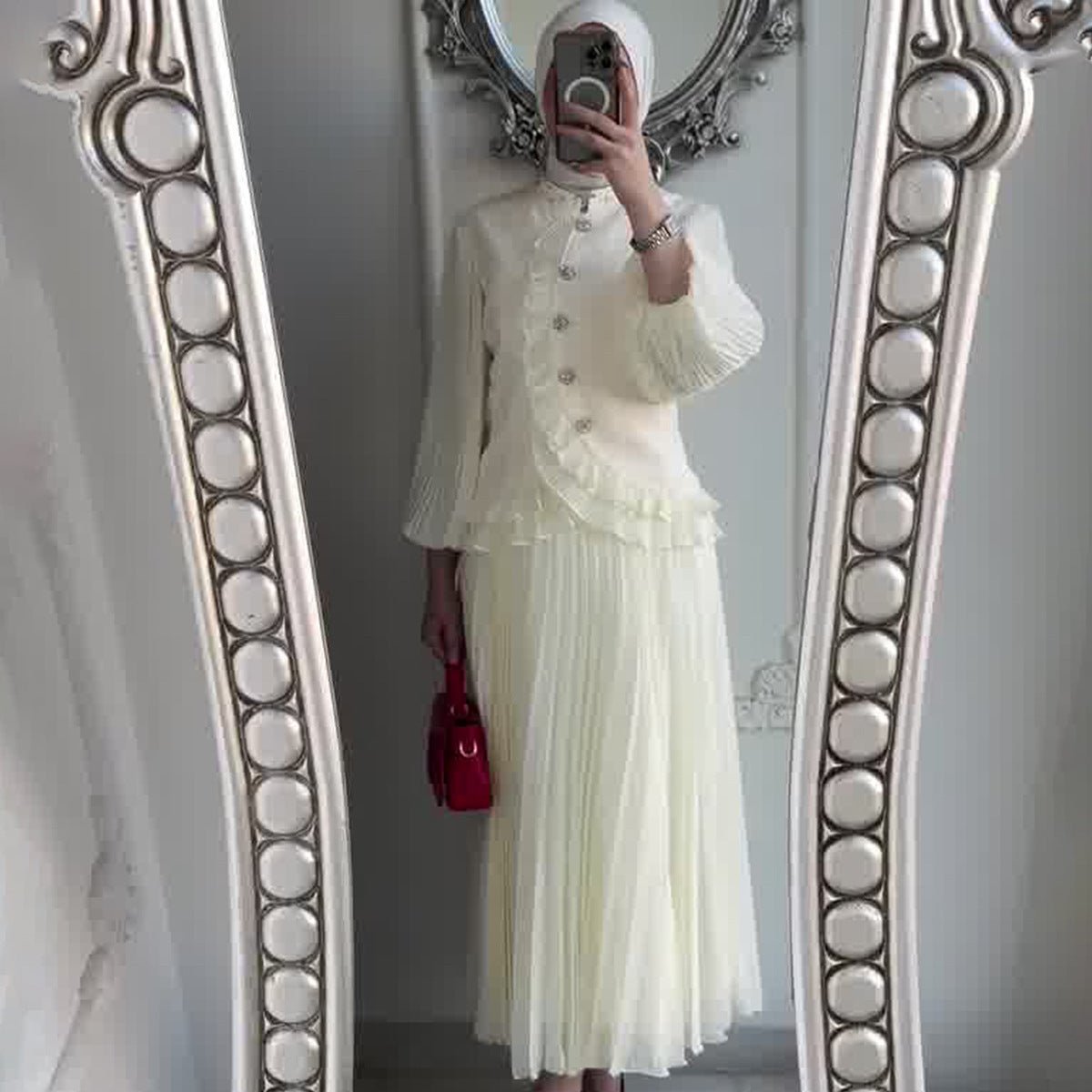 Modest Muslim Women's Pleated Loose Blouse & Skirt Set with Pearl Embellishments 