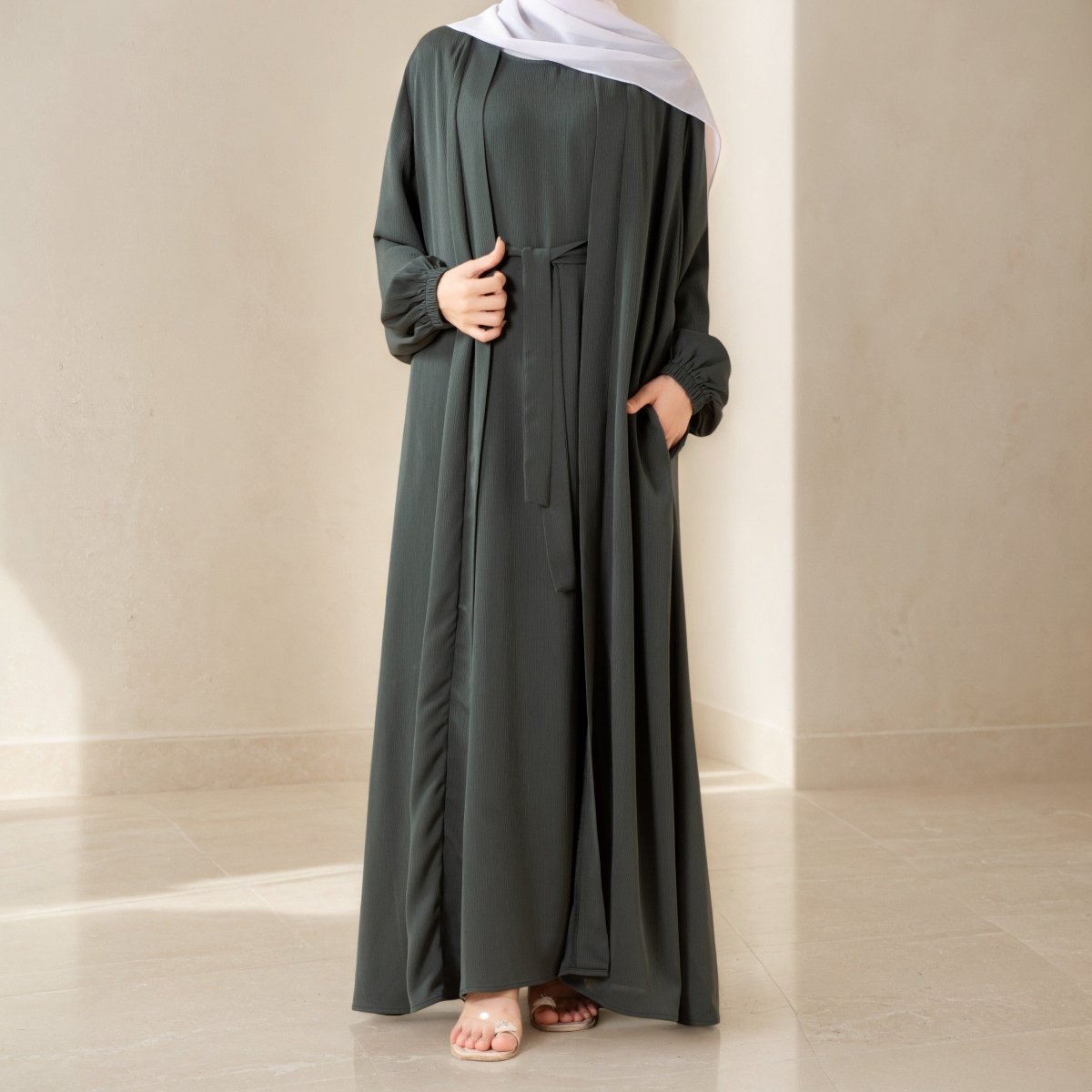 Premium Nida Zoom Open Abaya 3 - Piece Set (MOA239) - Mariam's Collection