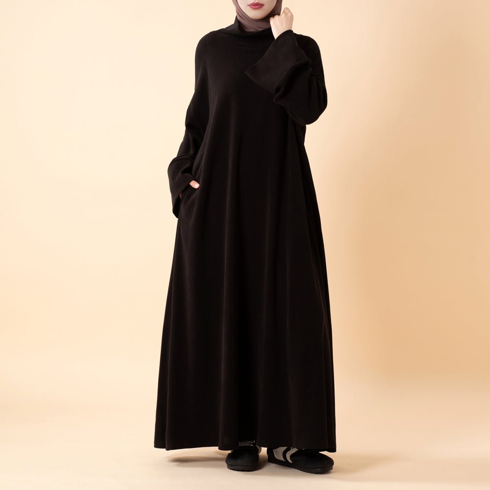 Relaxed Turtleneck Abaya with Pockets (MA383) - Mariam's Collection