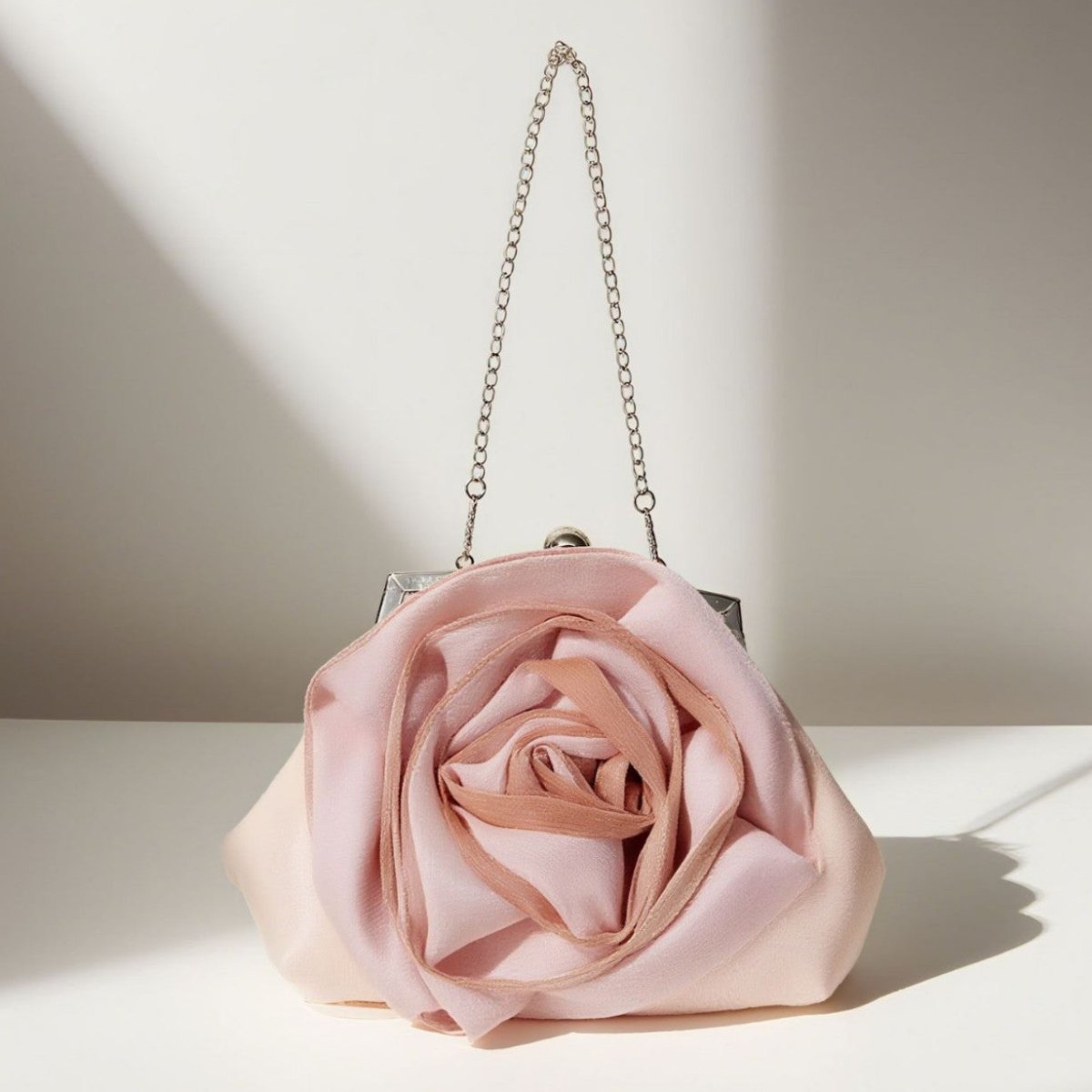 Rosette Cloud Clutch(MAC373) - Mariam's Collection
