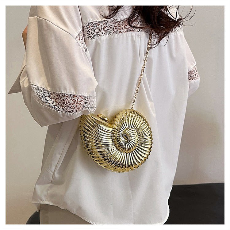 Unique Chic Conch Shell Inspired Clutch Bag (MAC311) - Mariam's Collection